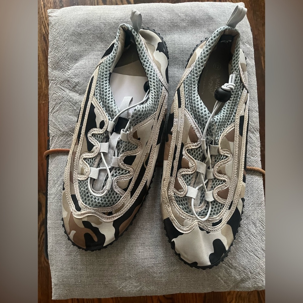 gorpcore mens camouflage water shoes